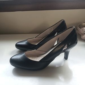 Black Life Stride Pumps